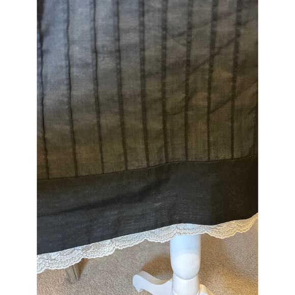 Ann Taylor | Black A Line Skirt with White Lace Hem | 10 - Picture 8 of 11